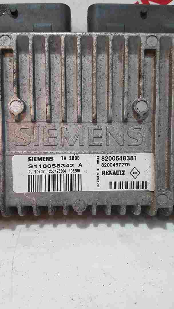Thumb 2 Renault Clio MK3 2005-2012 1.6 16V AUTO ECU Engine Control Unit 8200548381