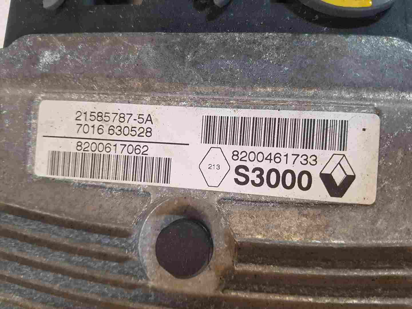 Thumb 2 Renault Clio MK3 2005-2012 197 2.0 16V ECU Engine Control Unit 8200461733