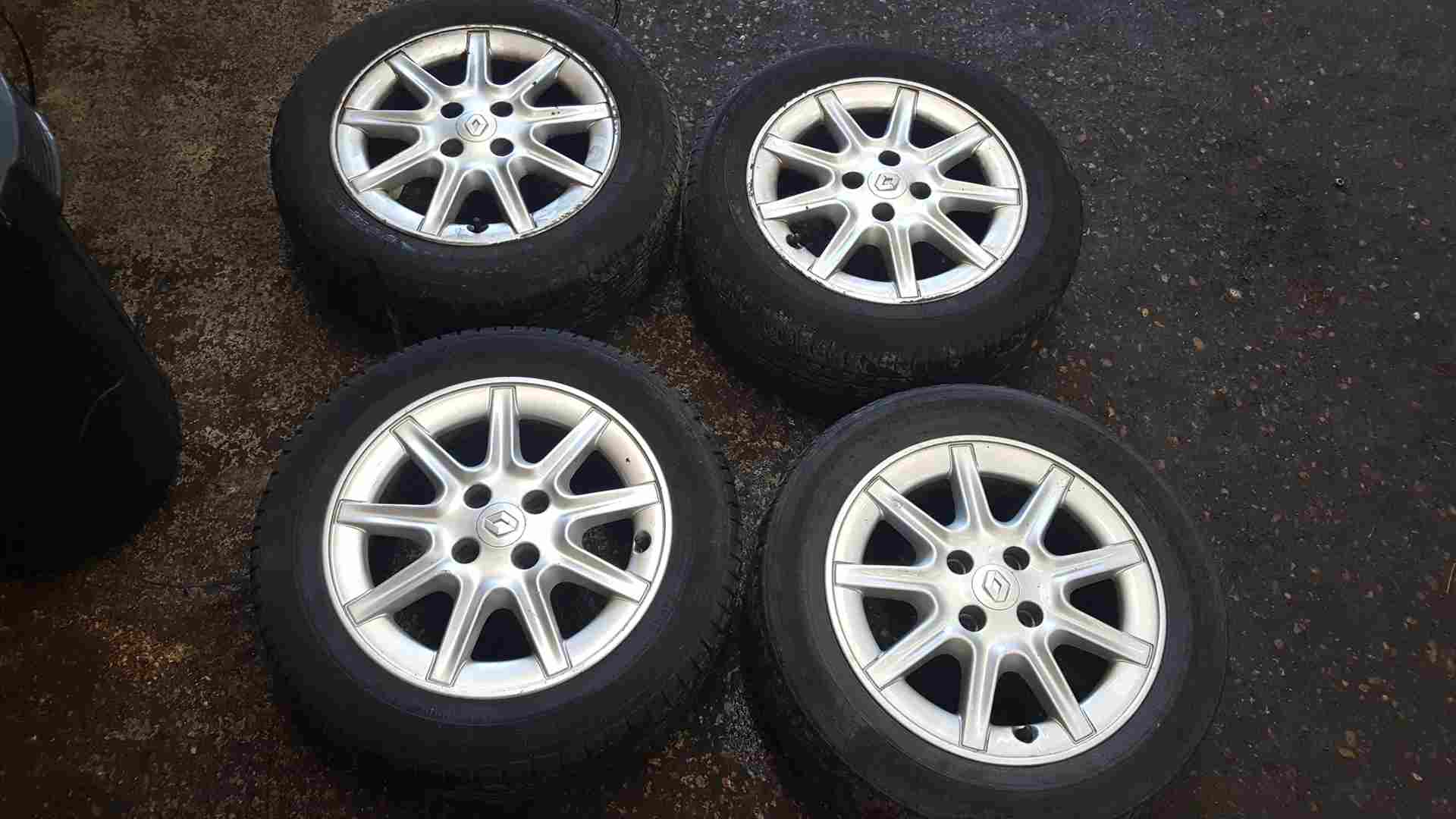 Thumb 3 Renault Clio MK3 2005-2012 Alcyone Alloy Wheels SET X4 15Inch