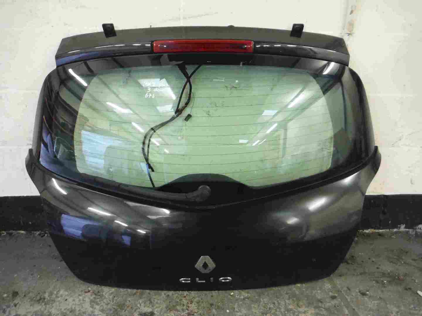 Renault Clio MK3 2005-2012 Boot Tailgate Black 676