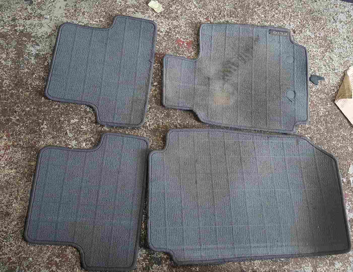 Thumb 2 Renault Clio MK3 2005-2012 CAR Floor Mats SET Front Rear