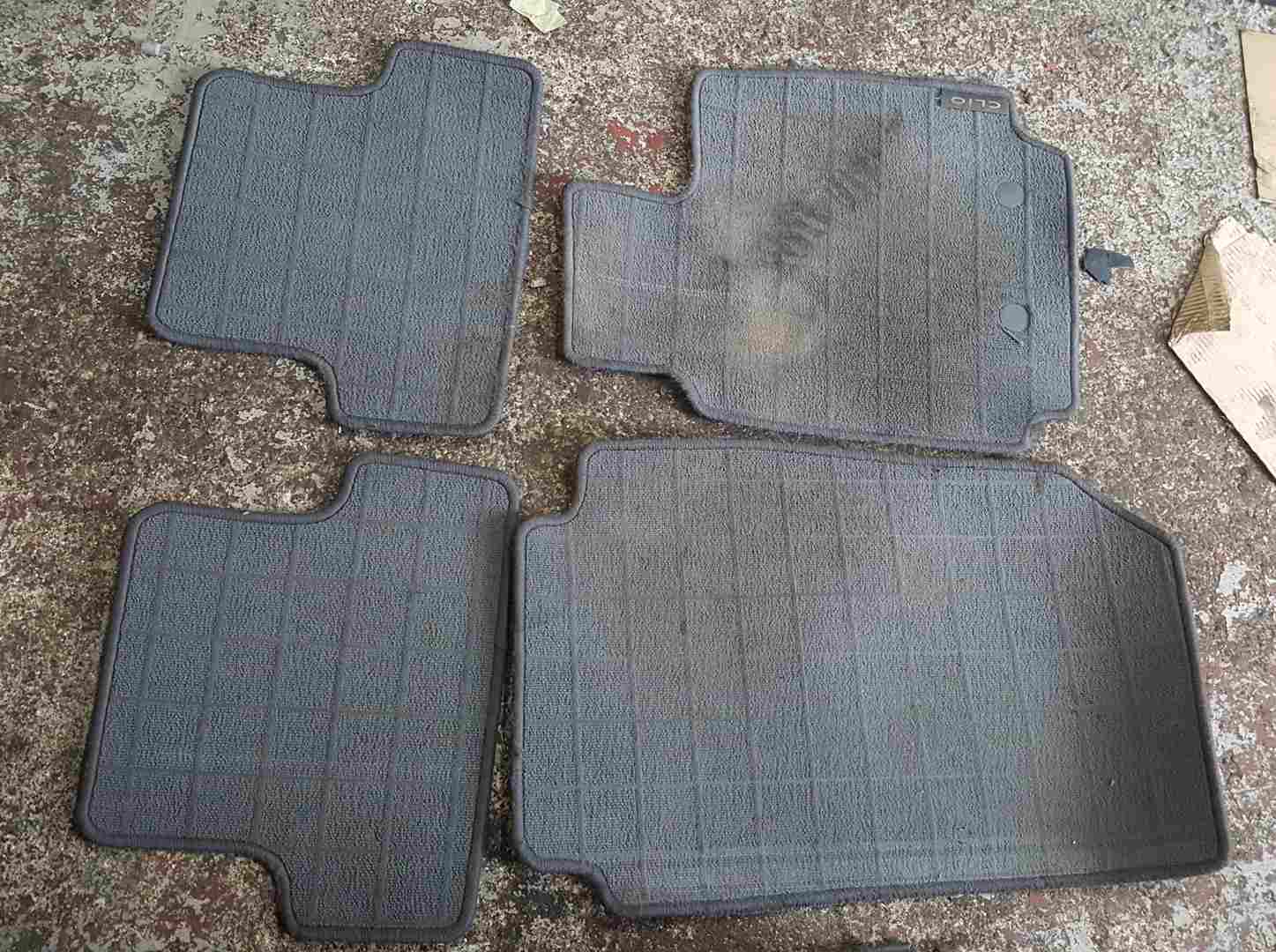Thumb 3 Renault Clio MK3 2005-2012 CAR Floor Mats SET Front Rear