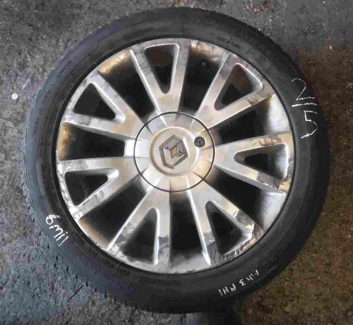 Renault Clio MK3 2005-2012 Canasta Alloy Wheel + 195 50 16 6mm