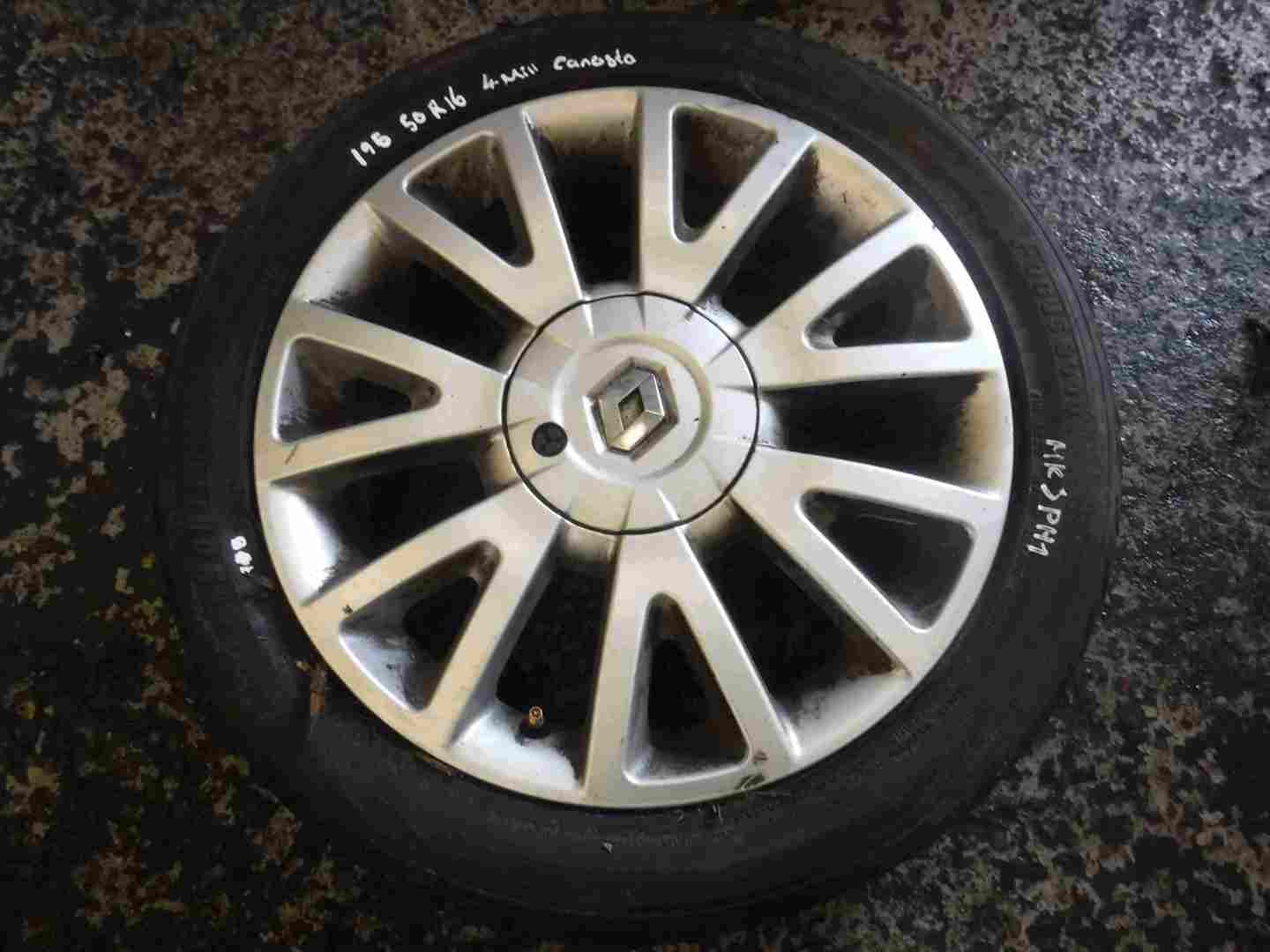 Renault Clio MK3 2005-2012 Canasta Alloy Wheel + Tyre 195 50 16 4mm Tread