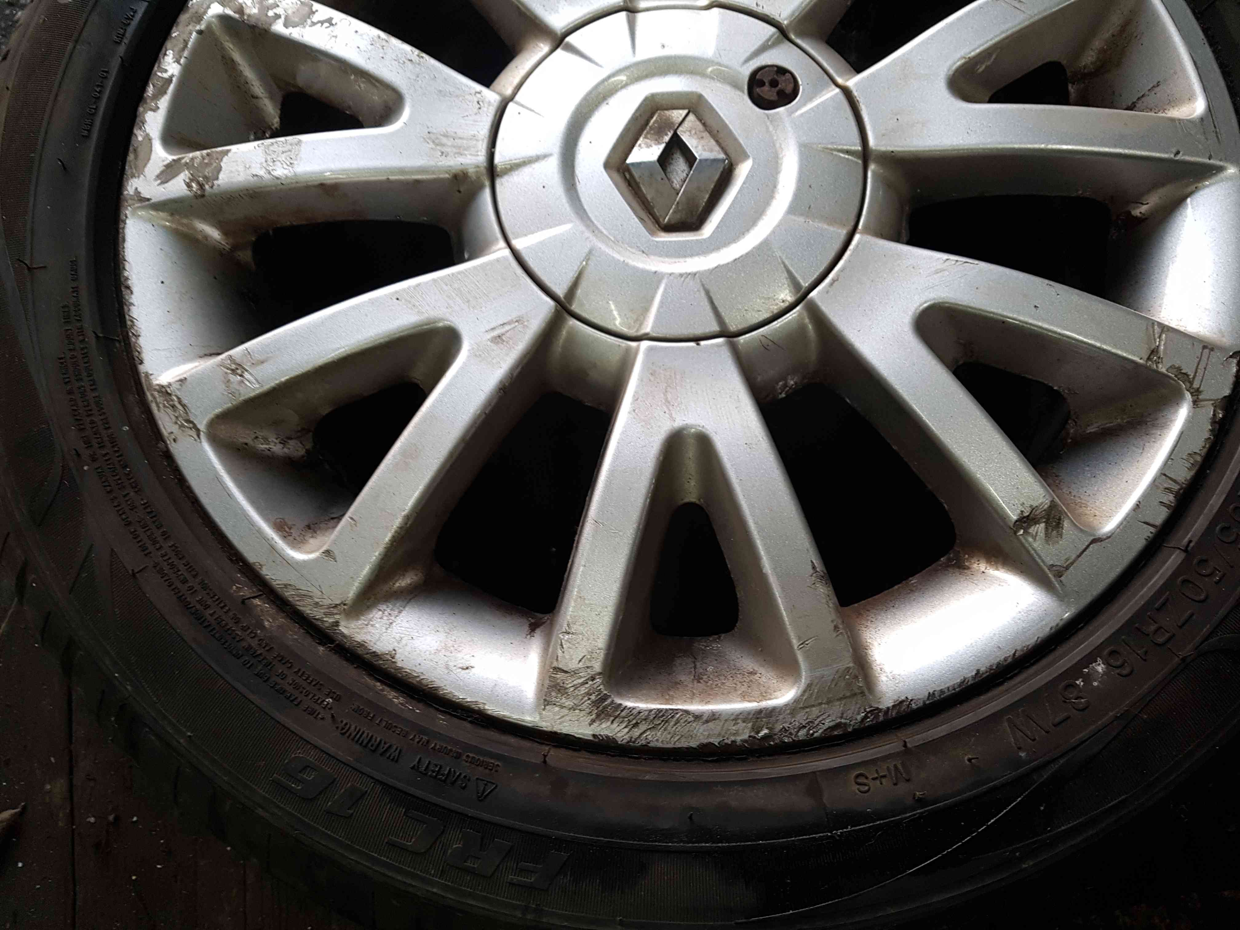 Thumb 4 Renault Clio MK3 2005-2012 Canasta Alloy Wheel + Tyre 195 50 16 5Mm Tread 2/5