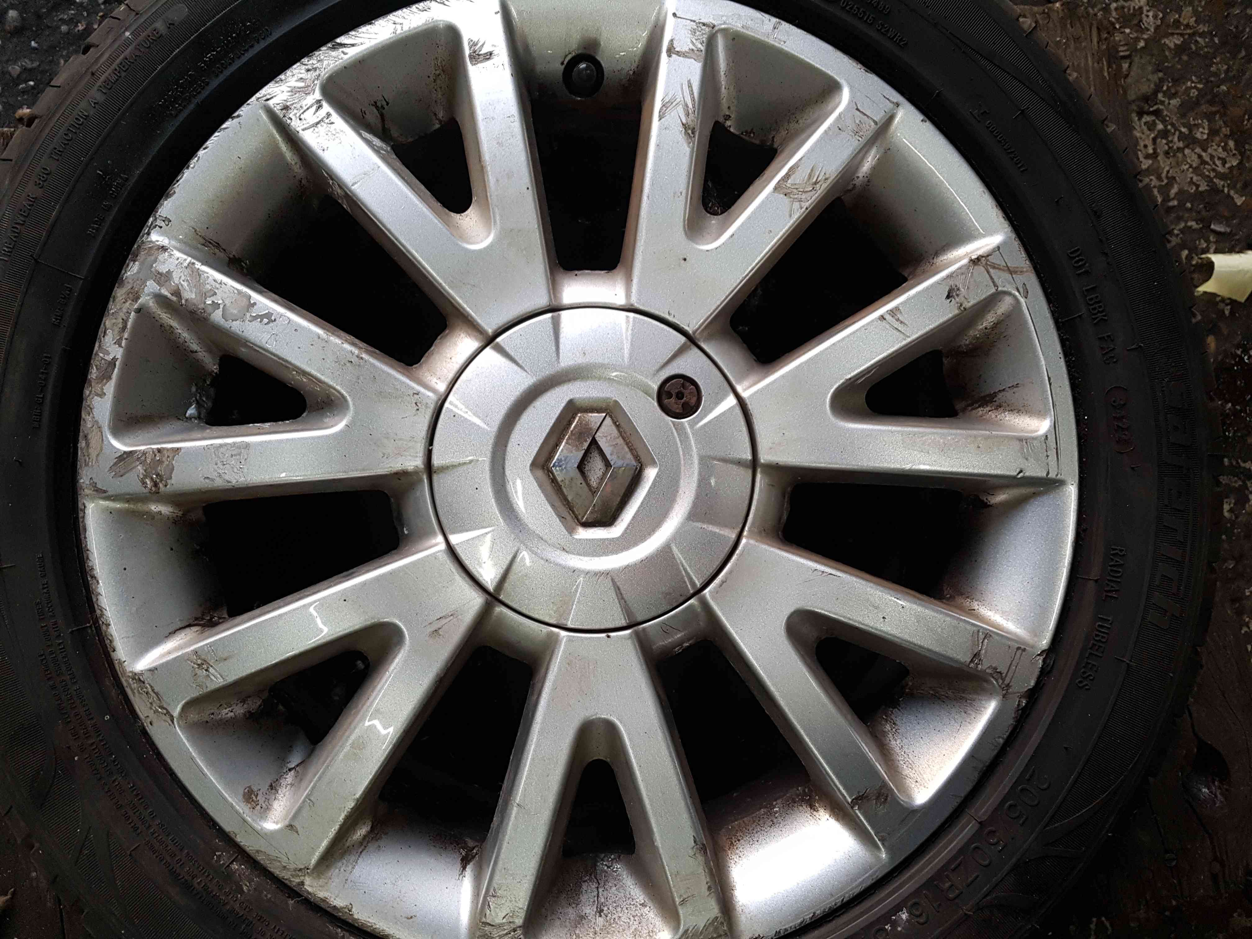 Thumb 6 Renault Clio MK3 2005-2012 Canasta Alloy Wheel + Tyre 195 50 16 5Mm Tread 2/5