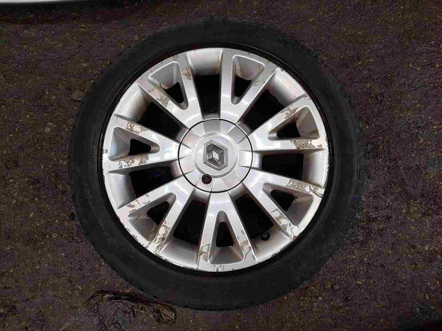 Renault Clio MK3 2005-2012 Canasta Alloy Wheel + Tyre 195 50 16 5Mm Tread 3/5