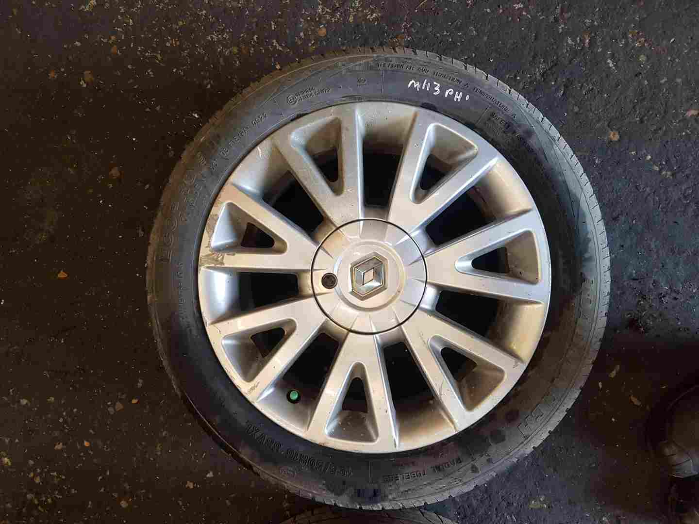 Renault Clio MK3 2005-2012 Canasta Alloy Wheel + Tyre 195 50 16 5Mm Tread 3/5