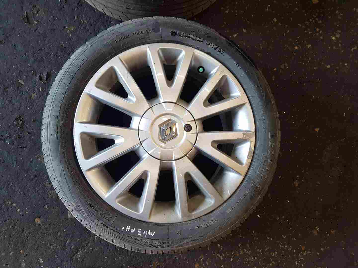 Thumb 3 Renault Clio MK3 2005-2012 Canasta Alloy Wheel + Tyre 195 50 16 5Mm Tread 3/5
