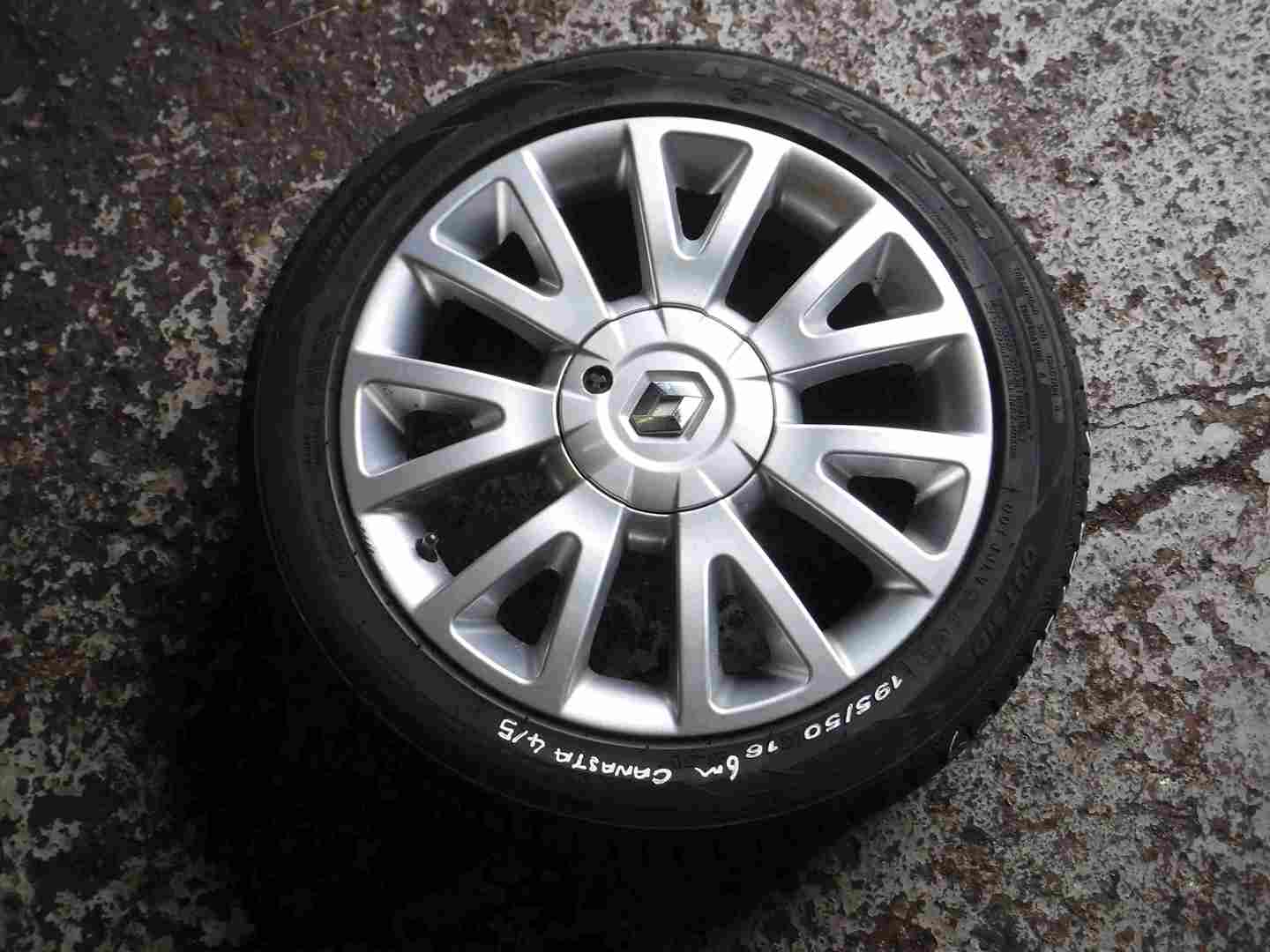 Renault Clio MK3 2005-2012 Canasta Alloy Wheel + Tyre 195 50 16 5mm Tread