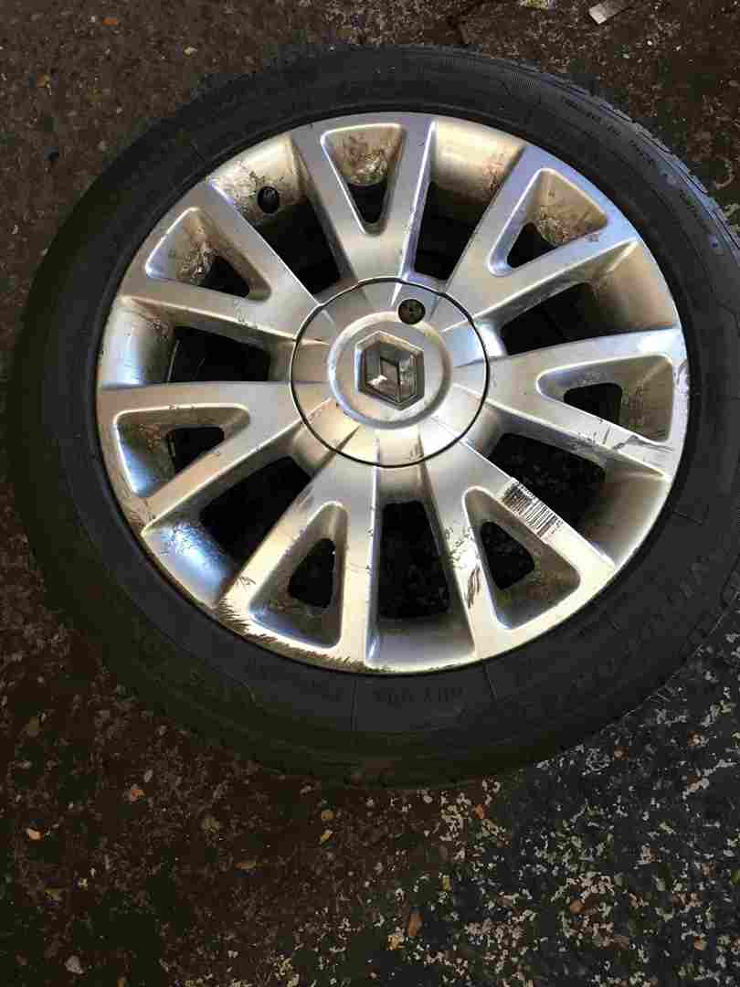 Renault Clio MK3 2005-2012 Canasta Alloy Wheel + Tyre 195 50 16 6mm Tread