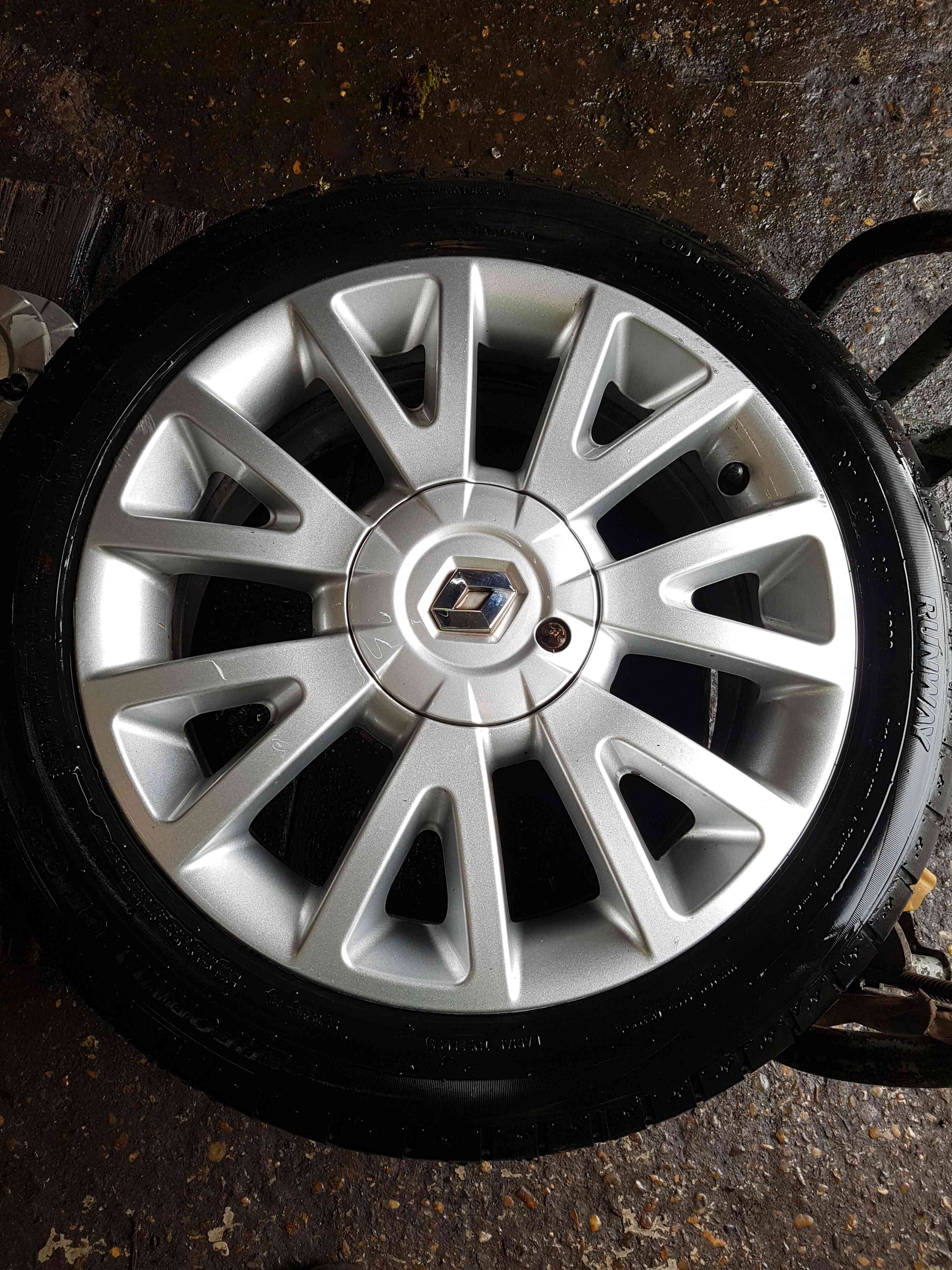 Thumb 4 Renault Clio MK3 2005-2012 Canasta Alloy Wheel + Tyre 195 50 16 7Mm Tread 4/5