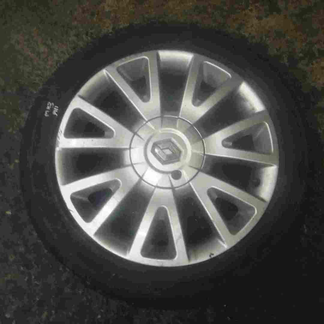 Renault Clio MK3 2005-2012 Canasta Alloy Wheel + Tyre 195 50 16 inch 8mm