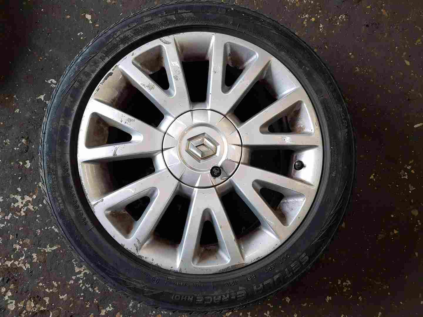 Thumb 7 Renault Clio MK3 2005-2012 Canasta Alloy Wheel 16 8201075834 3/5