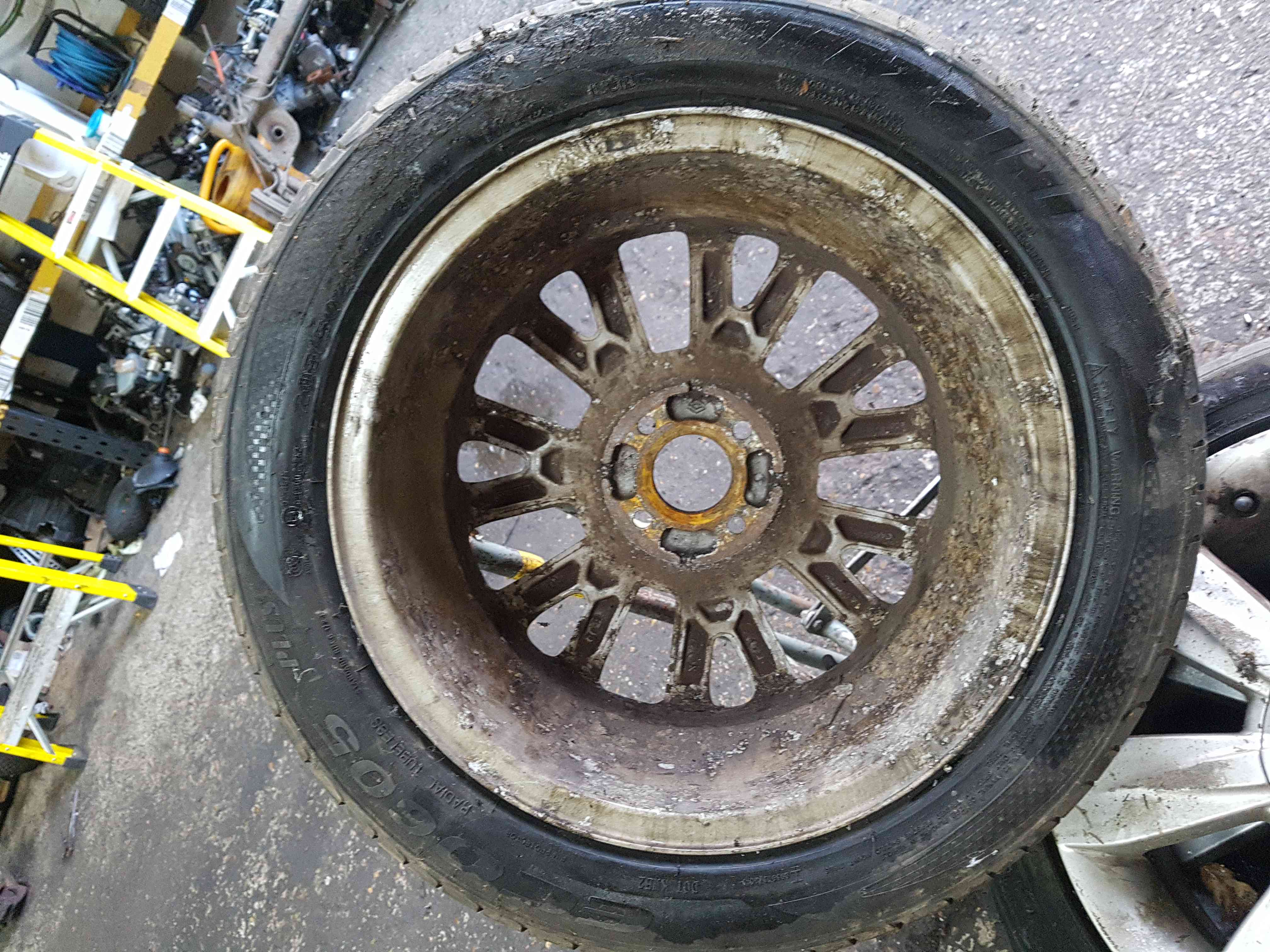 Thumb 5 Renault Clio MK3 2005-2012 Canasta Alloy Wheel 16 Inch 3/5 8200666351 8201075834