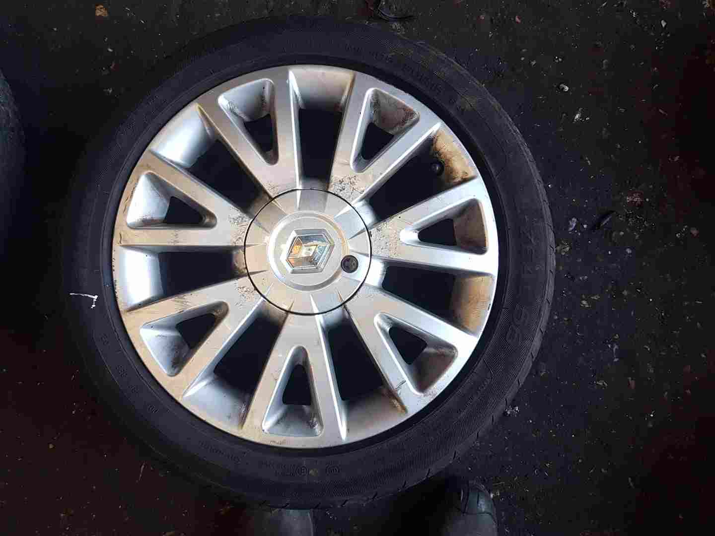 Renault Clio MK3 2005-2012 Canasta Alloy Wheel 16Inch 3/5 8201075834
