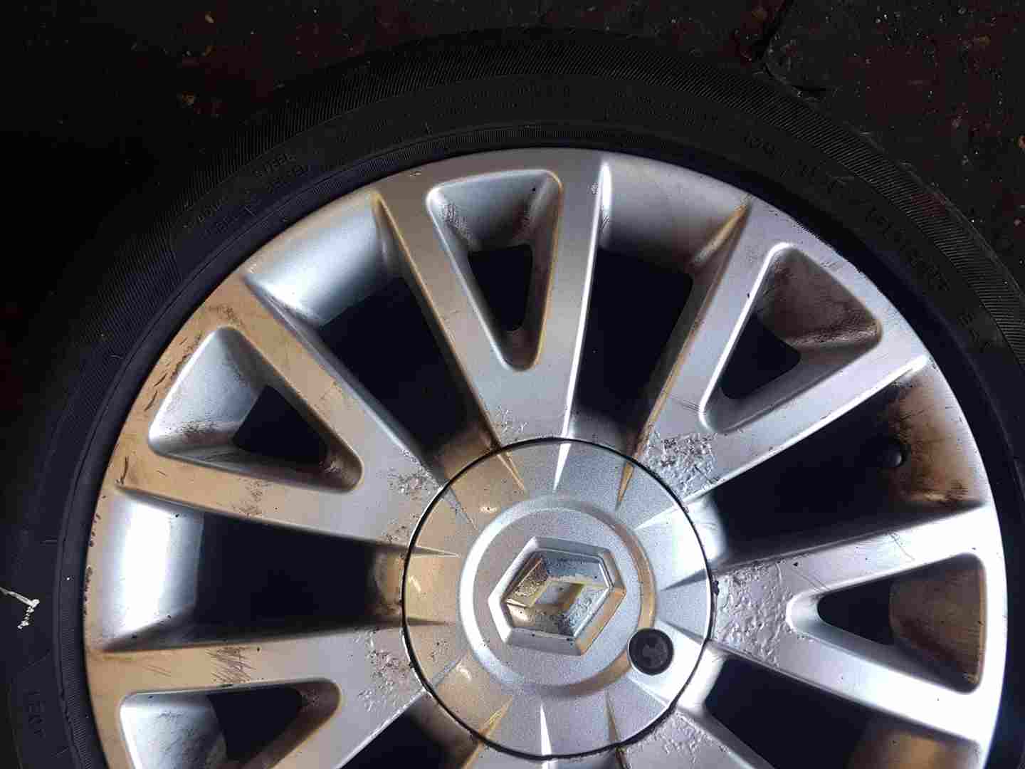 Thumb 4 Renault Clio MK3 2005-2012 Canasta Alloy Wheel 16Inch 3/5 8201075834