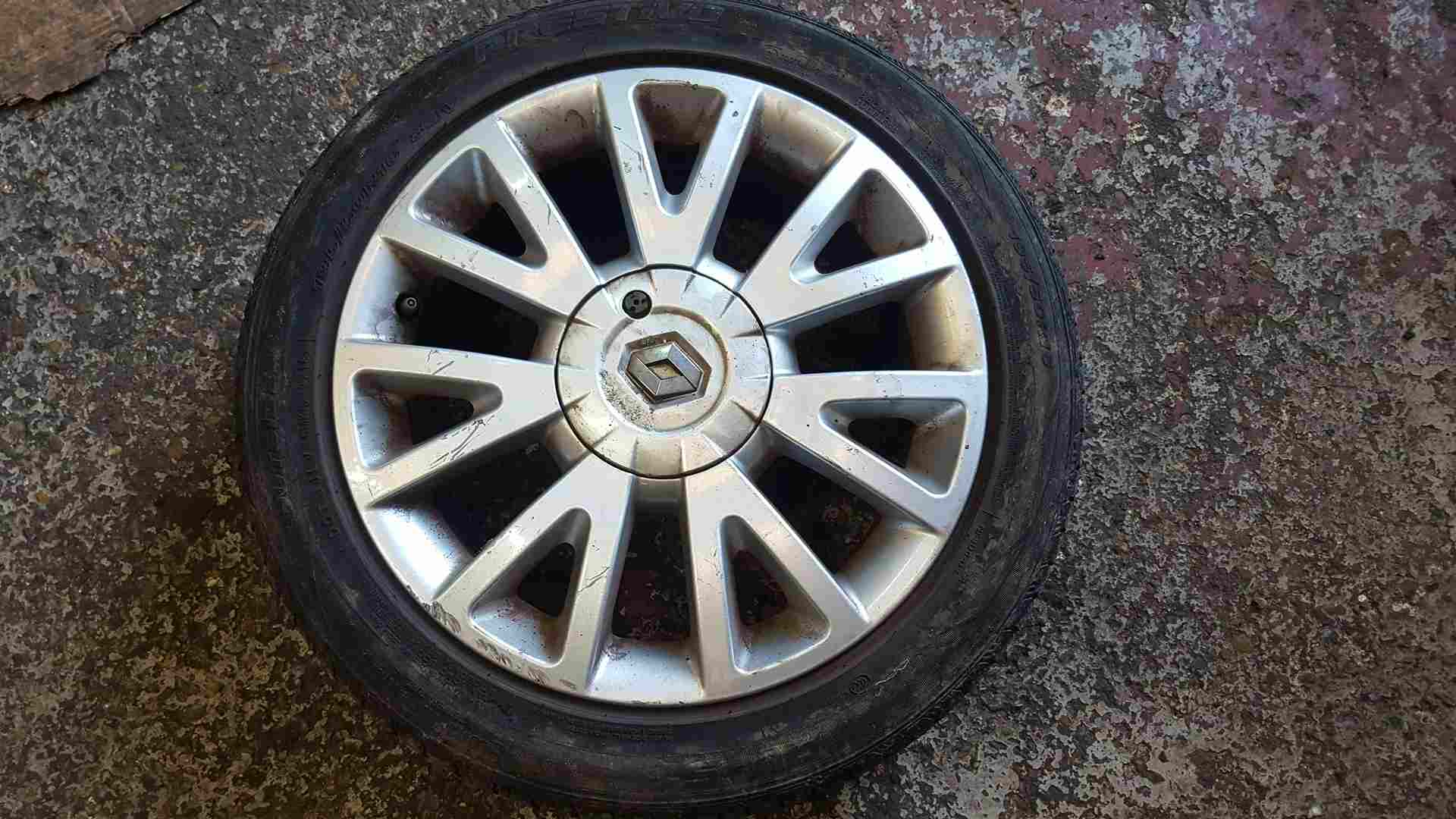 Renault Clio MK3 2005-2012 Canasta Alloy Wheel 16Inch 3/5 8201075834