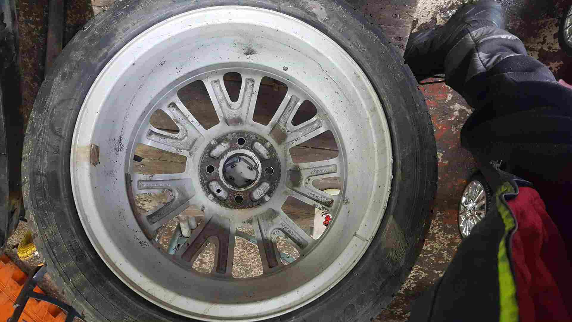 Thumb 5 Renault Clio MK3 2005-2012 Canasta Alloy Wheel 16Inch 4/5 