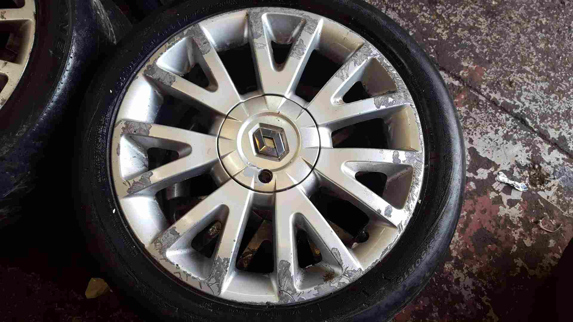 Thumb 3 Renault Clio MK3 2005-2012 Canasta Alloy Wheel 2/5