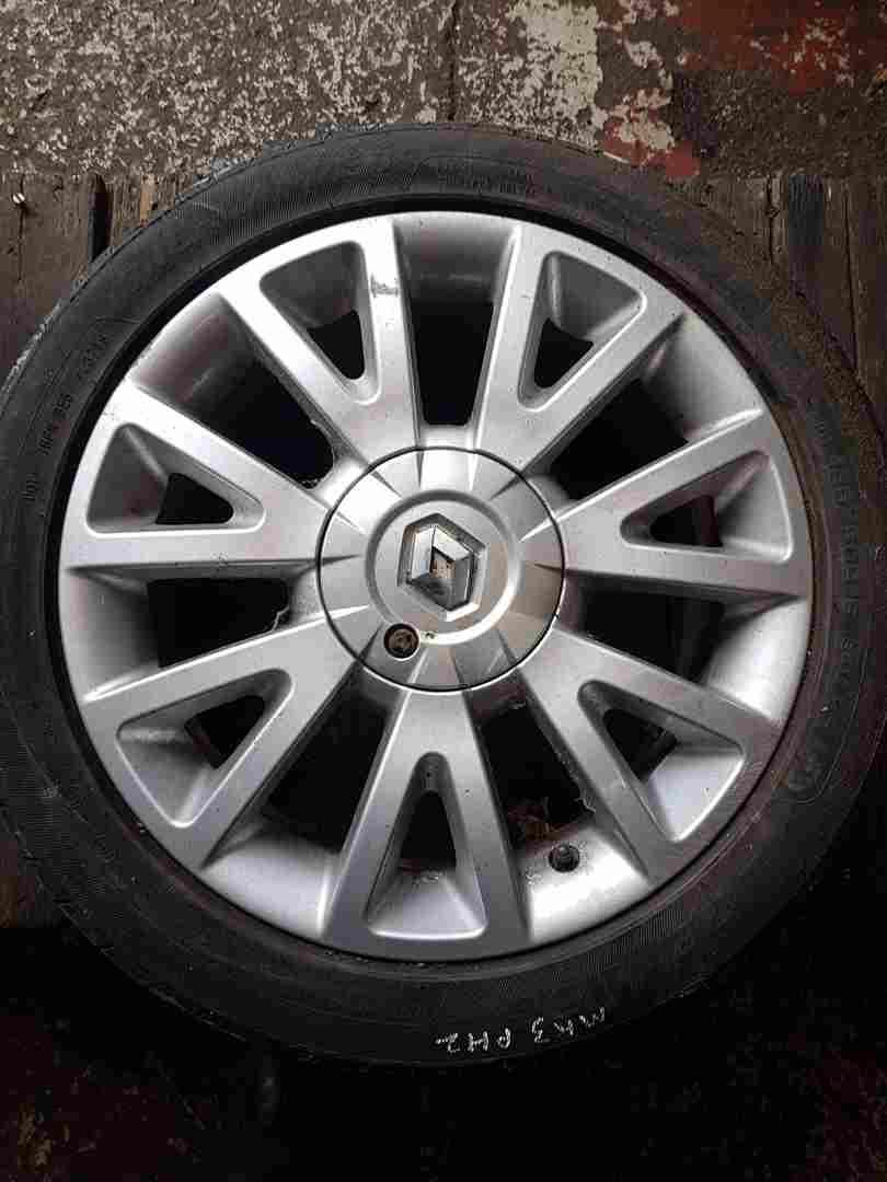Thumb 9 Renault Clio MK3 2005-2012 Canasta Alloy Wheel 3/5 8200666351 8201075834
