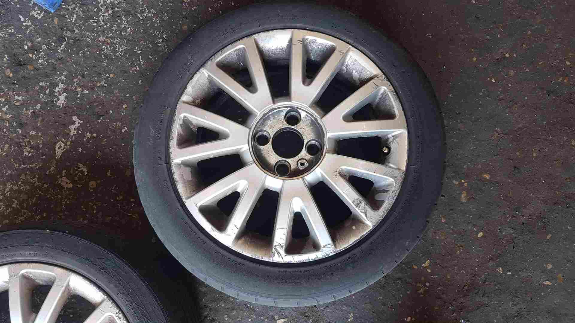 Thumb 4 Renault Clio MK3 2005-2012 Canasta Alloy Wheel 3/5 8200666351