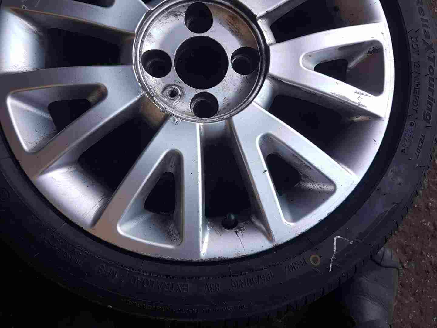 Thumb 3 Renault Clio MK3 2005-2012 Canasta Alloy Wheel M+S Tyre 195 50 16 6Mm Tread 3/5 
