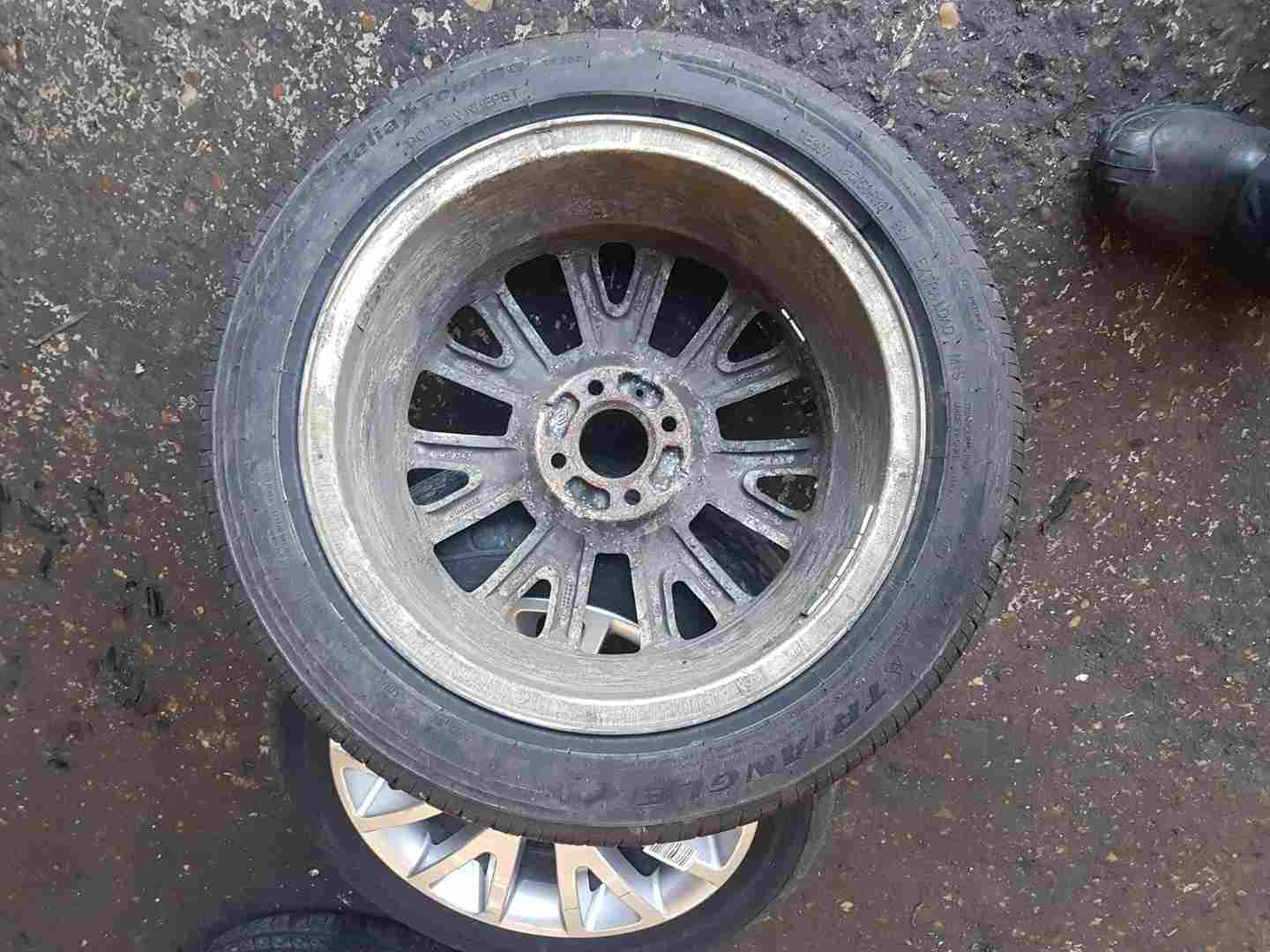 Thumb 5 Renault Clio MK3 2005-2012 Canasta Alloy Wheel M+S Tyre 195 50 16 6Mm Tread 3/5 
