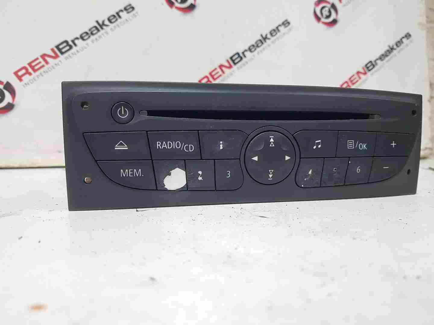 Thumb 3 Renault Clio MK3 2005-2012 Cd Player Radio + Code 281150038R