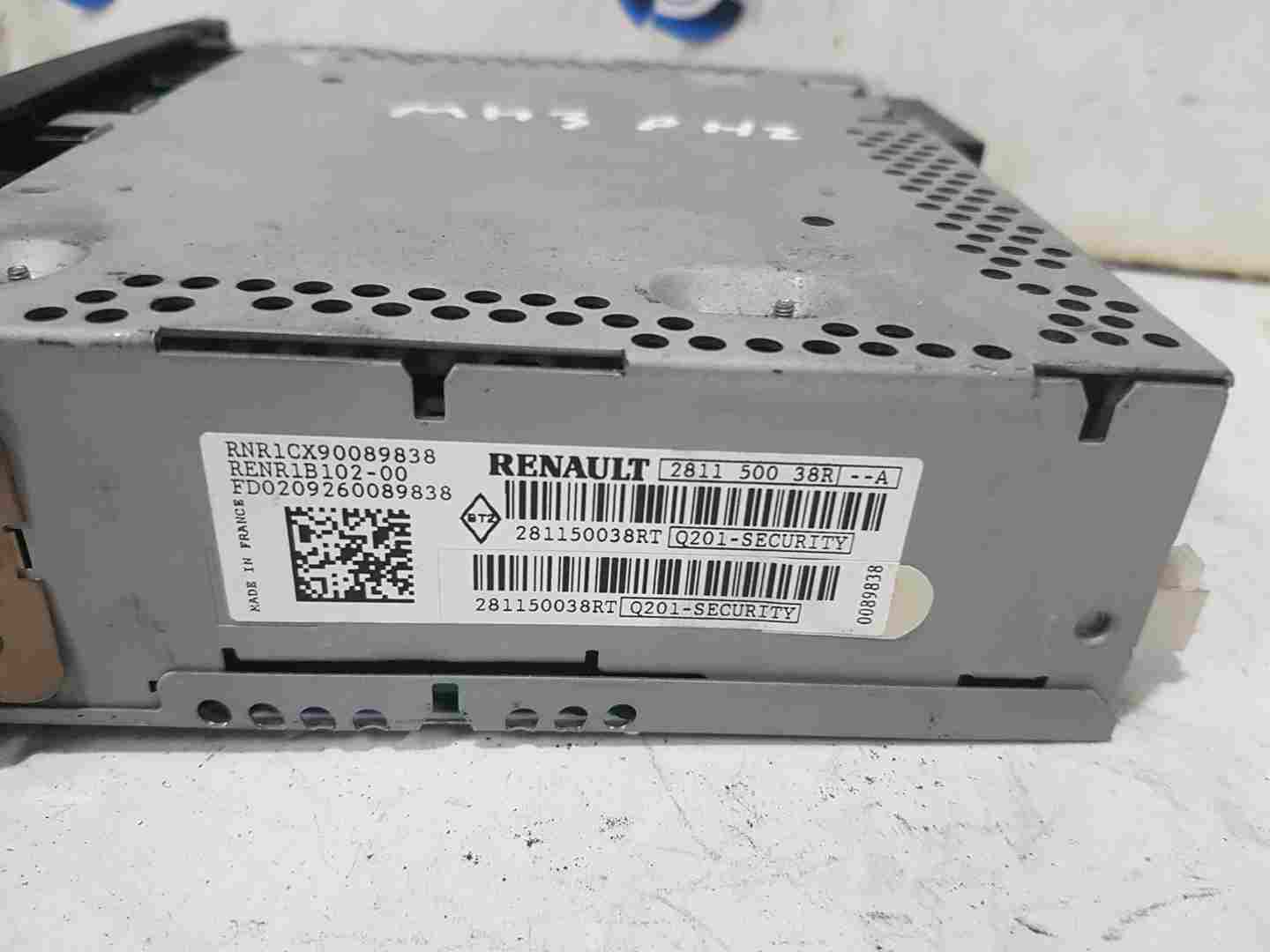 Thumb 3 Renault Clio MK3 2005-2012 Cd Player Radio + Code 281150038R