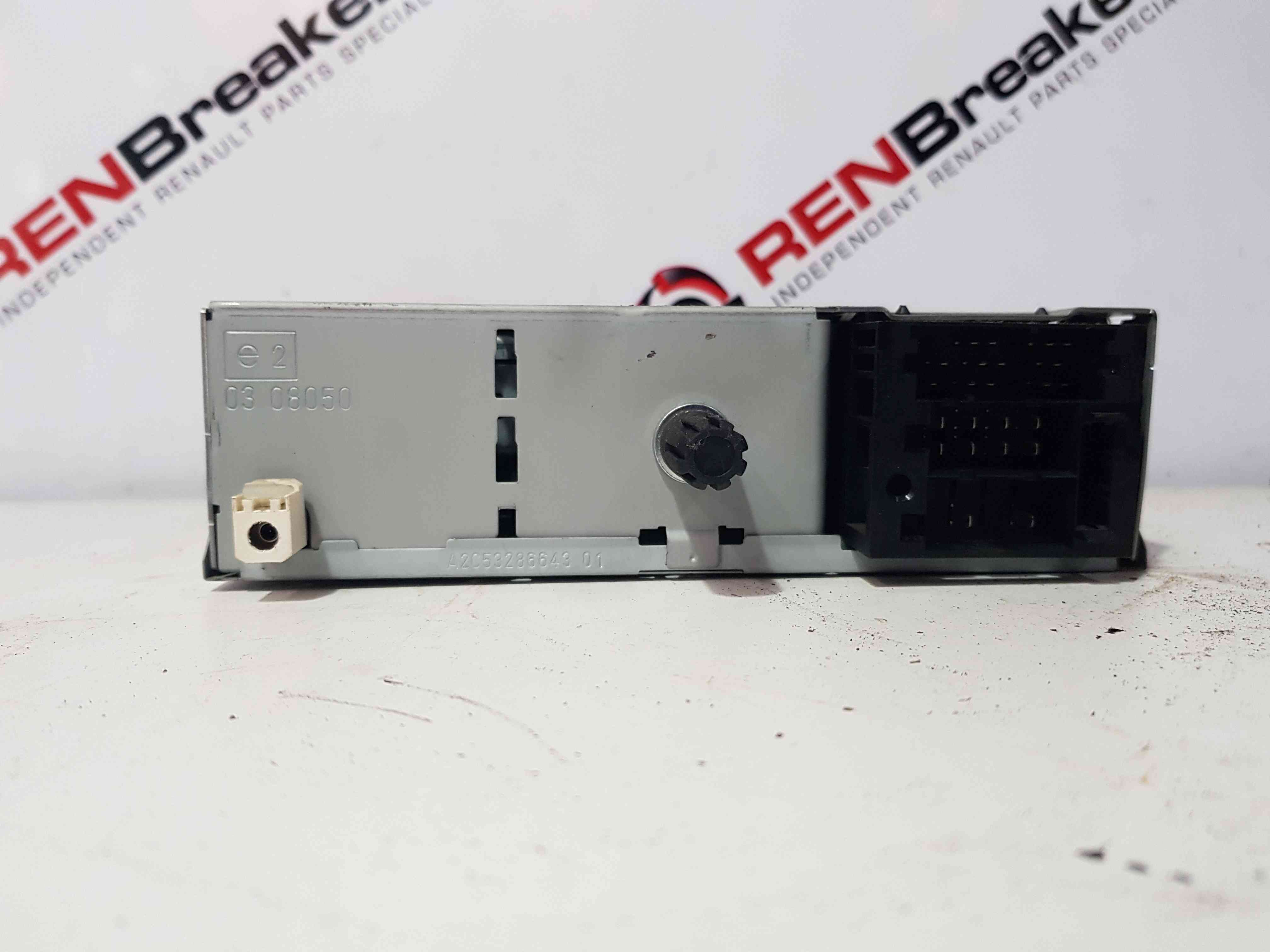 Thumb 5 Renault Clio MK3 2005-2012 Cd Player Radio + Code 281150038R