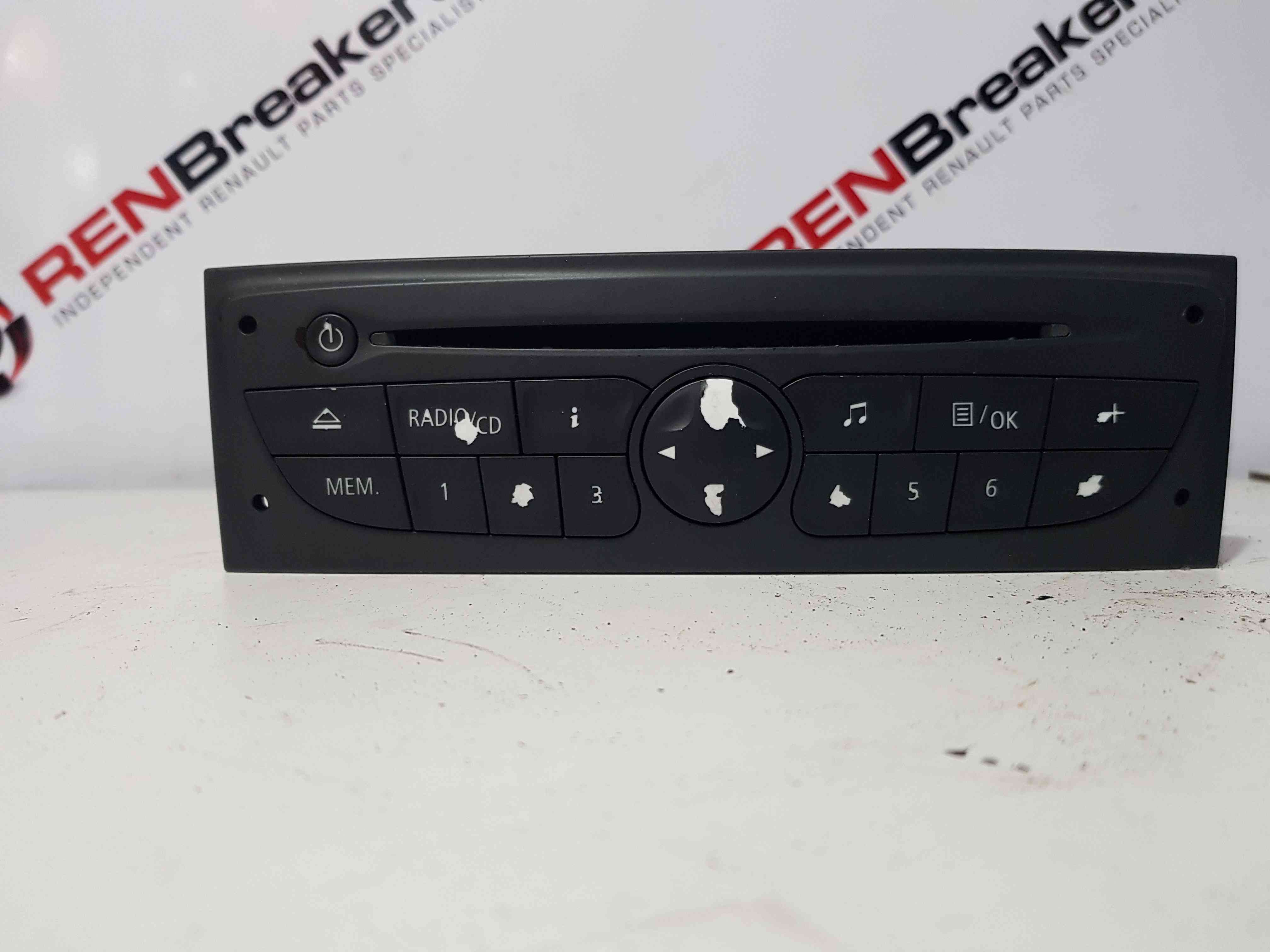 Thumb 7 Renault Clio MK3 2005-2012 Cd Player Radio + Code 281150038R