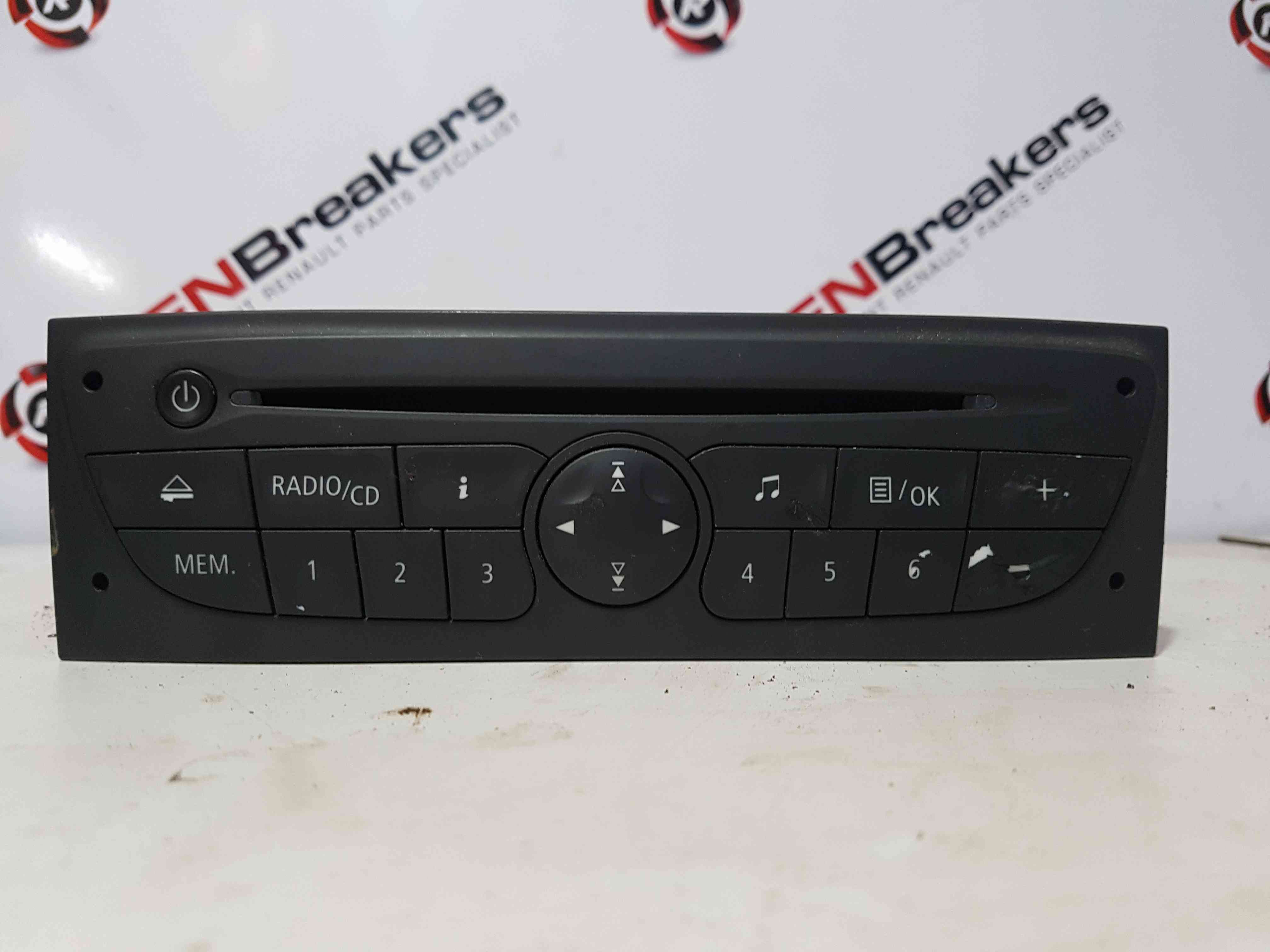 Thumb 2 Renault Clio MK3 2005-2012 Cd Player Radio + Code 281150038R
