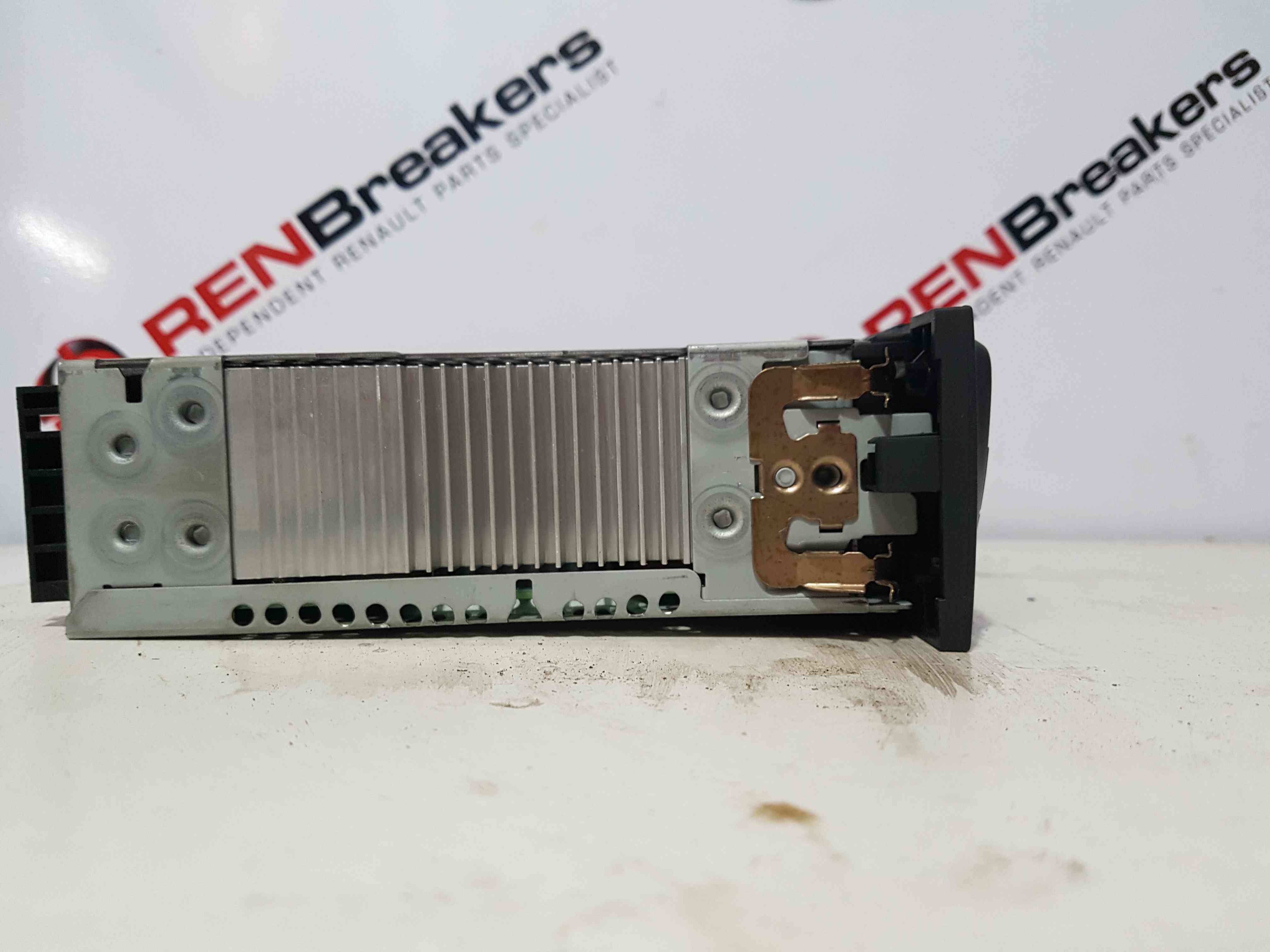 Thumb 8 Renault Clio MK3 2005-2012 Cd Player Radio + Code 281150038R