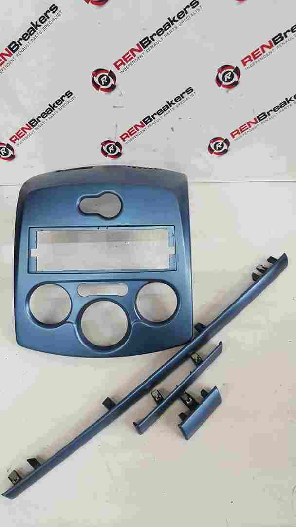 Renault Clio MK3 2005-2012 Centre Console Blue Moulding Trim