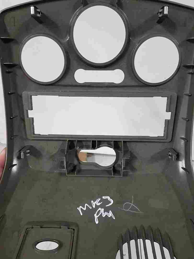 Thumb 5 Renault Clio MK3 2005-2012 Centre Dashboard Heater Cd Player Surround Bronze