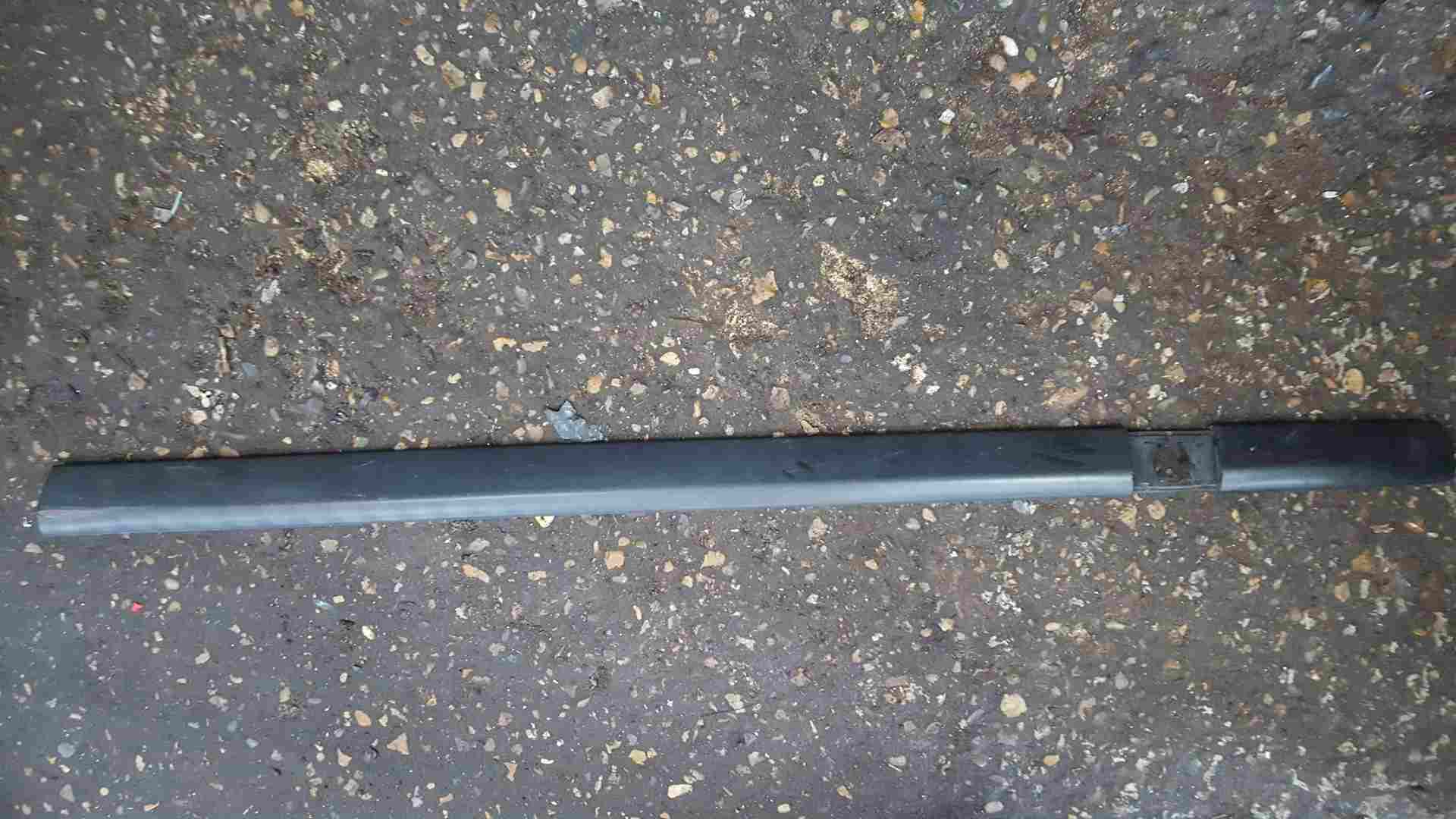 Renault Clio MK3 2005-2012 DCI Passenger NSF Front Door Moulding Trim 5Dr
