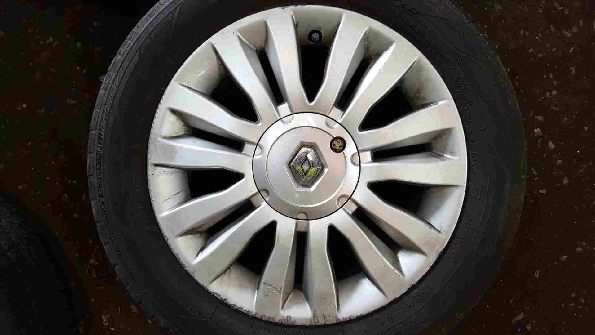 Thumb 3 Renault Clio MK3 2005-2012 DEL Arte Alloy Wheel 15 Inch 3/5 8200846129