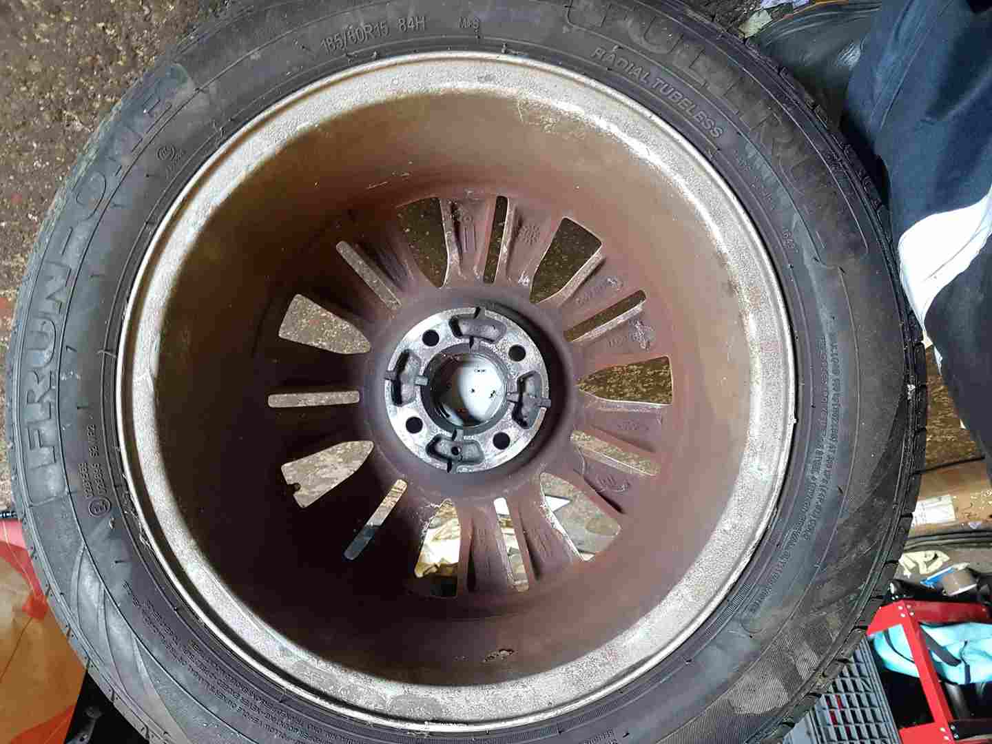 Thumb 4 Renault Clio MK3 2005-2012 DEL Arte Alloy Wheel 3/5 15Inch 8200846129