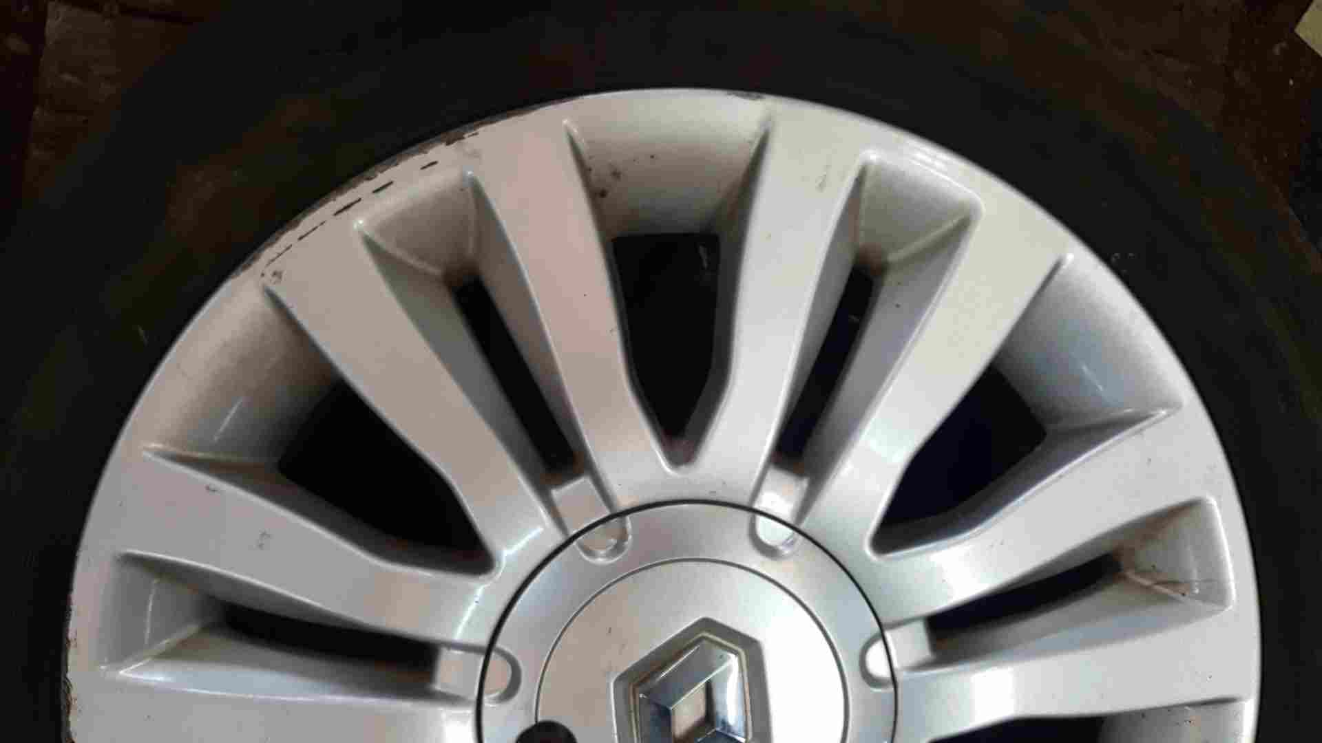 Thumb 3 Renault Clio MK3 2005-2012 DEL Arte Alloy Wheel 3/5 15Inch 8200846129
