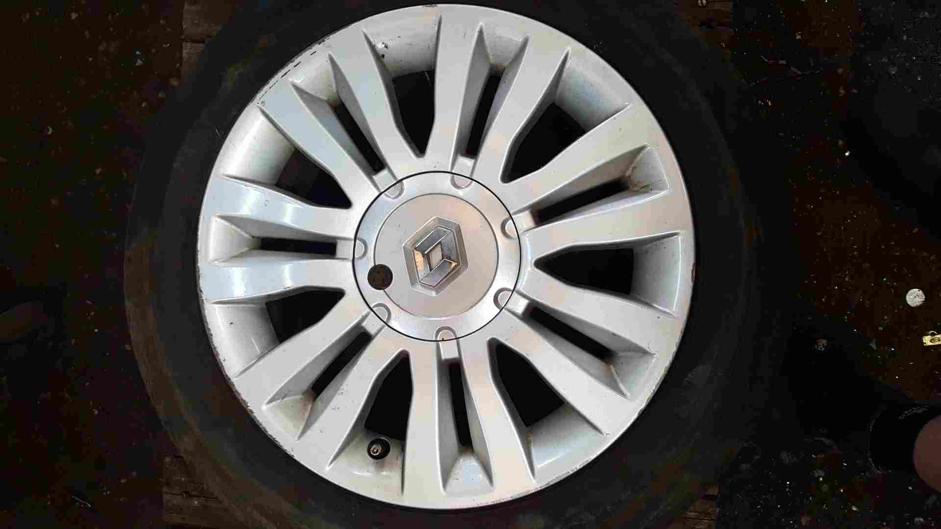 Thumb 4 Renault Clio MK3 2005-2012 DEL Arte Alloy Wheel 3/5 15Inch 8200846129