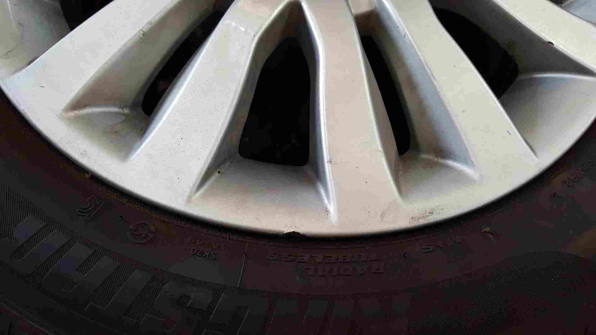 Thumb 2 Renault Clio MK3 2005-2012 DEL Arte Alloy Wheel 4/5 15Inch 8200846129 6Mm Tyre