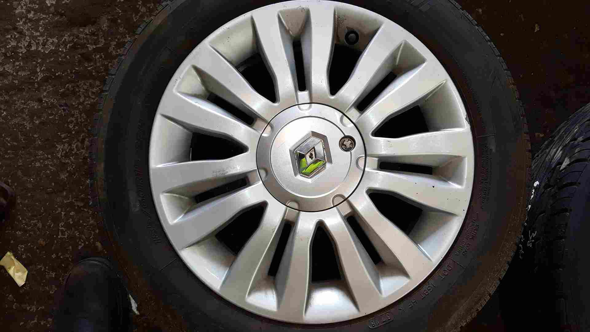 Renault Clio MK3 2005-2012 DEL Arte Alloy Wheel 4/5 185 60 15 5Mm 8200846129