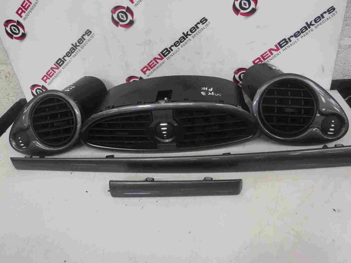 Renault Clio MK3 2005-2012 Dashboard Interior Trims Heater Vents Gloss Grey