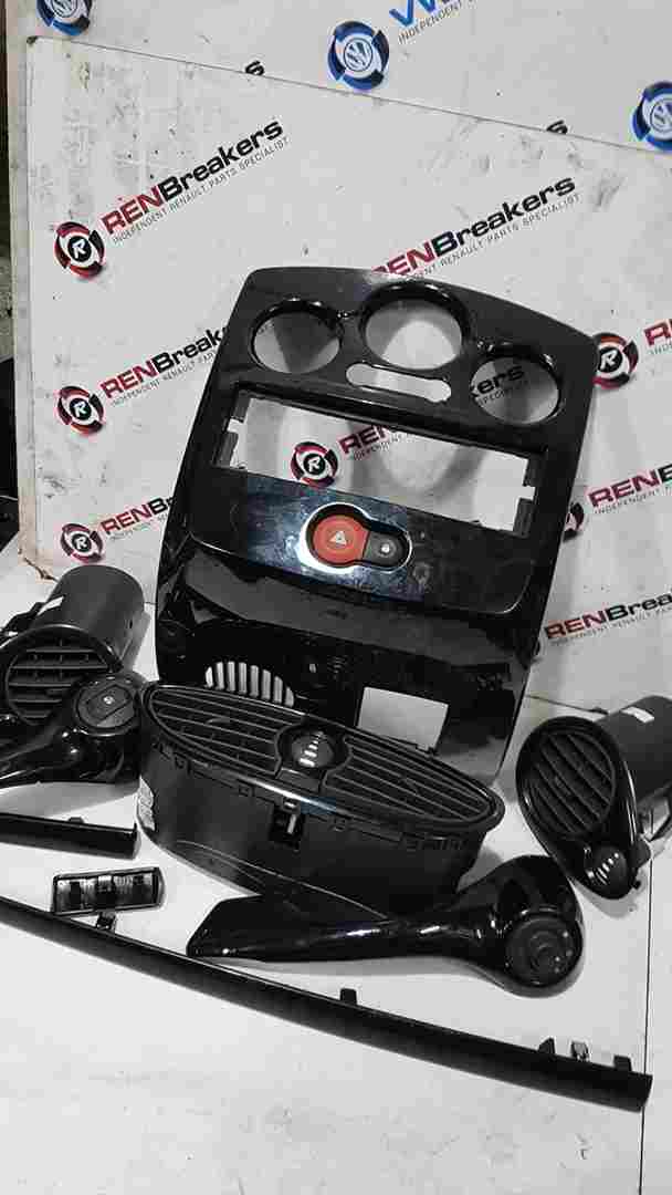 Thumb 4 Renault Clio MK3 2005-2012 Dashboard SET Trims Surround Gloss Black Handle Vents