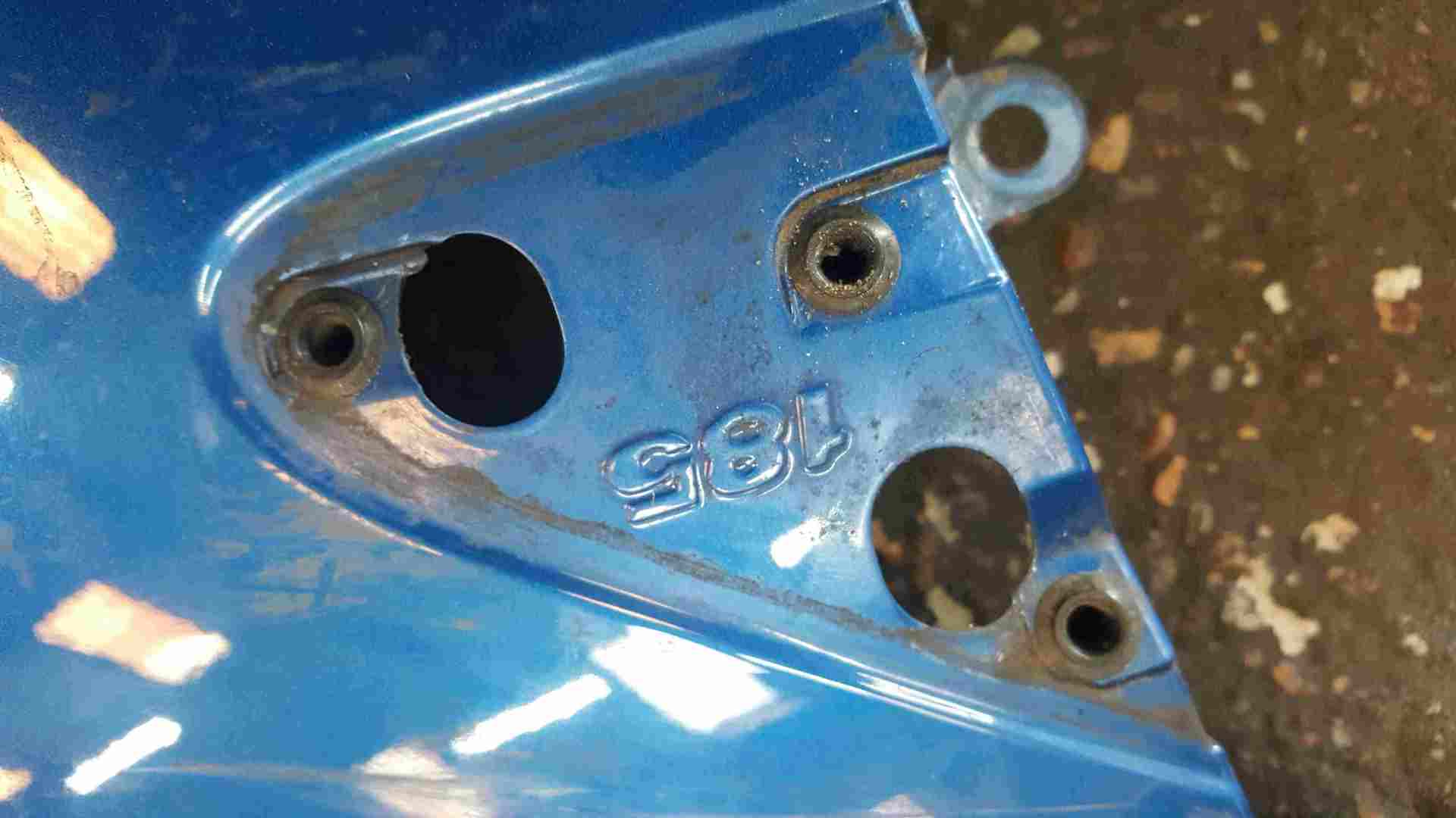 Thumb 2 Renault Clio MK3 2005-2012 Drivers OS Wing Blue TERNA 185