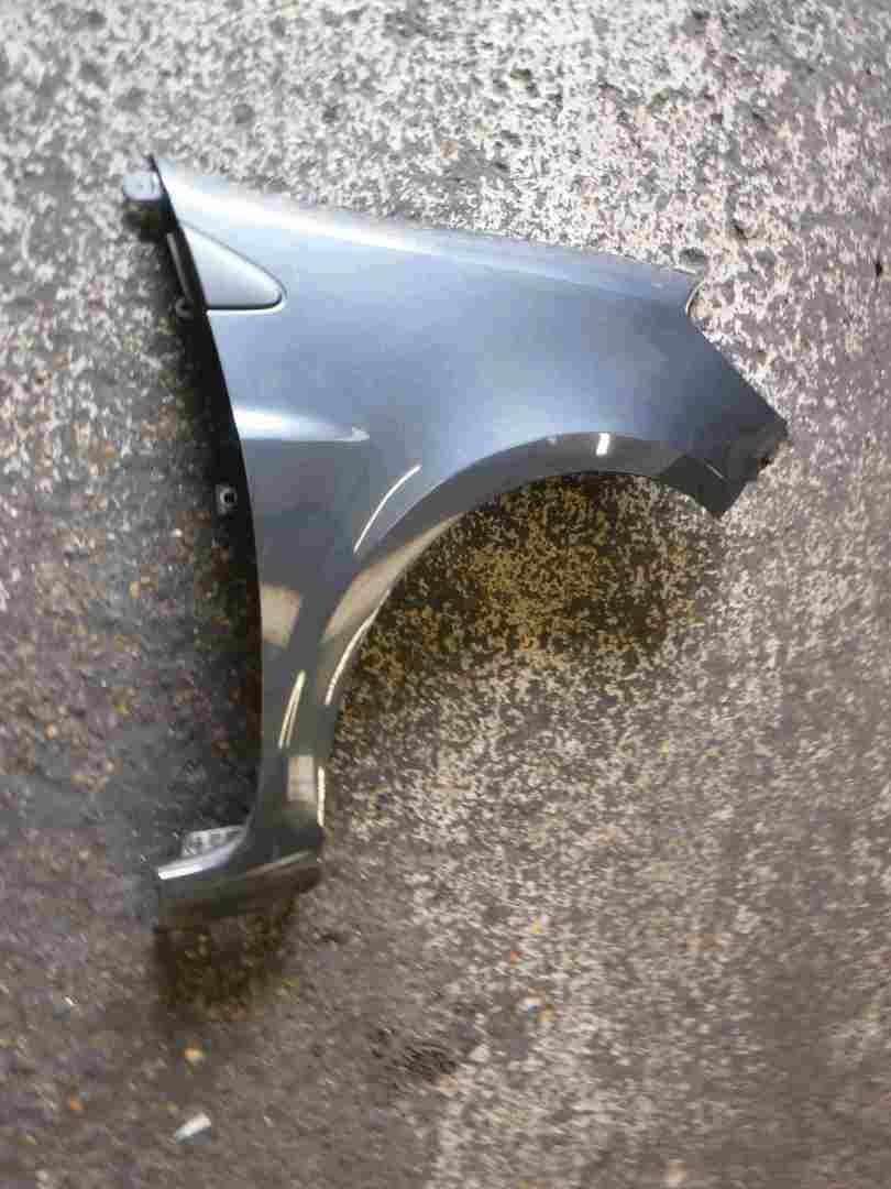 Renault Clio MK3 2005-2012 Drivers OS Wing Grey TEB66 185