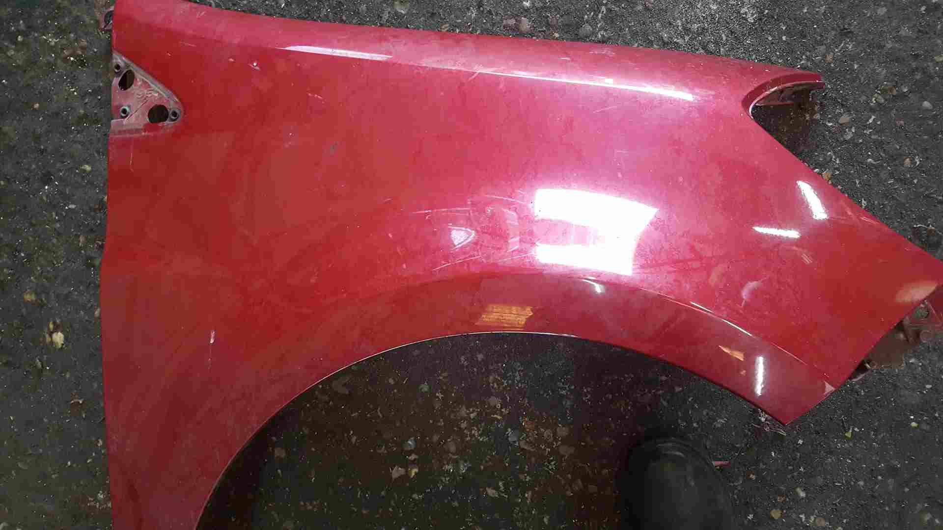 Thumb 4 Renault Clio MK3 2005-2012 Drivers OS Wing RED Tennj 195 World Series