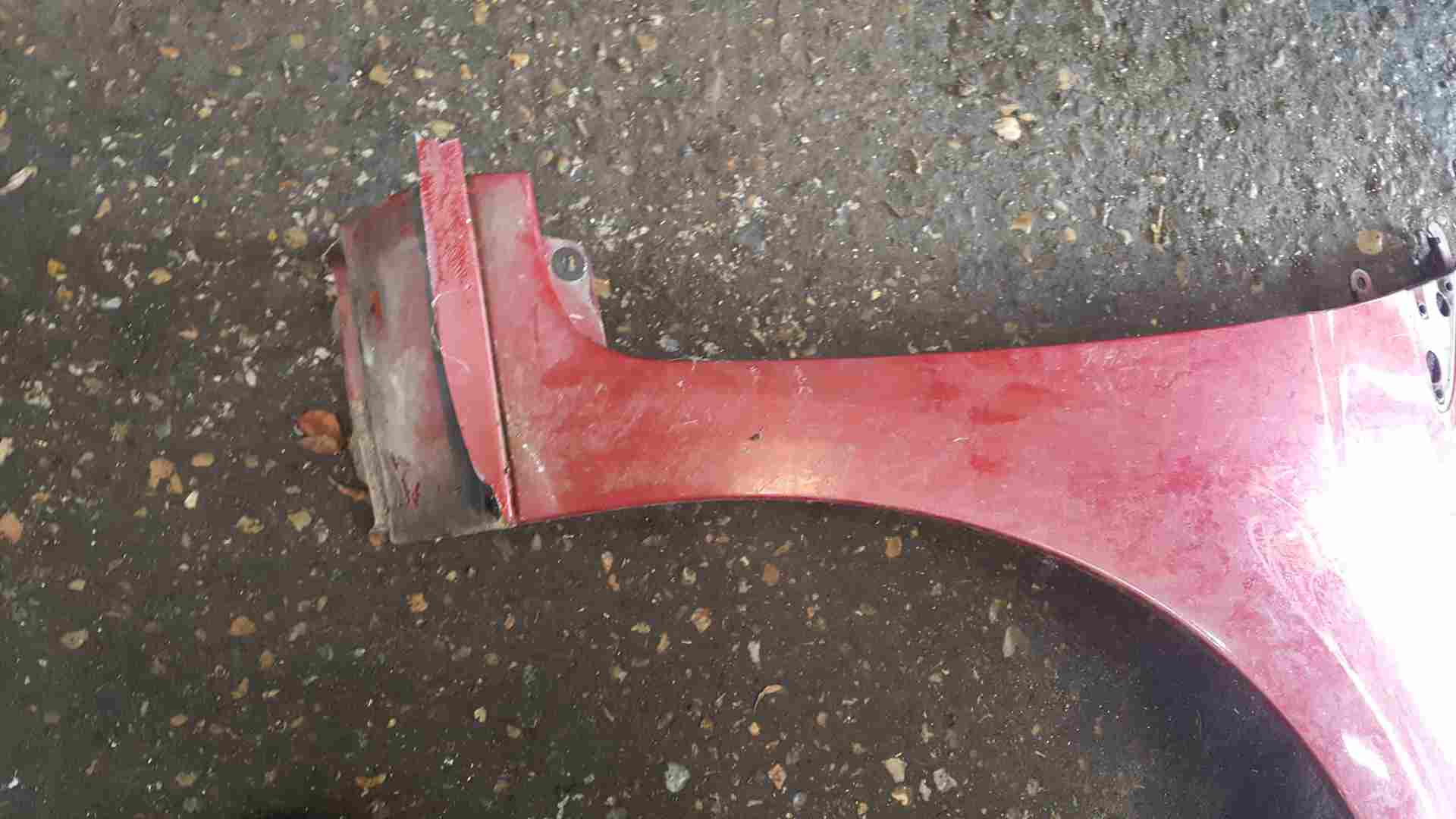 Thumb 5 Renault Clio MK3 2005-2012 Drivers OS Wing RED Tennj 195 World Series