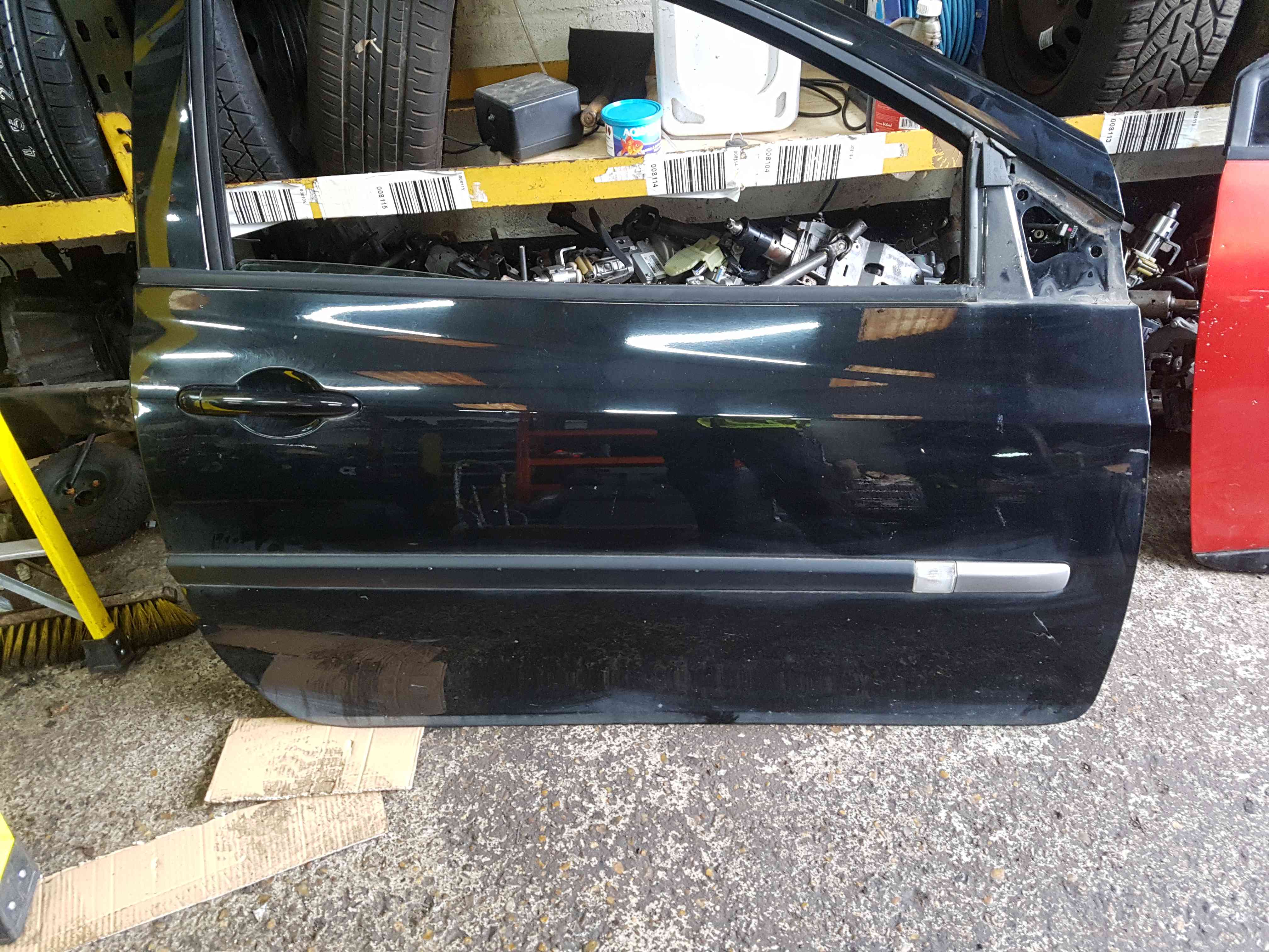 Thumb 7 Renault Clio MK3 2005-2012 Drivers OSF Front Door Black Tegne 3Dr